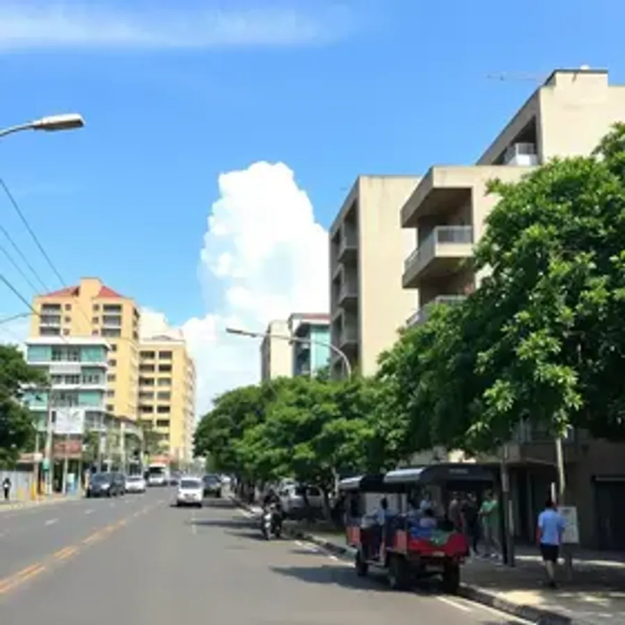 Prefeitura de Manaus realiza mais de 3,2 mil serviços e atendimentos para ordenar uso de áreas públicas